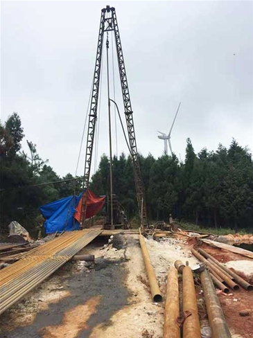 罗平雨麦红村神农养殖场打井